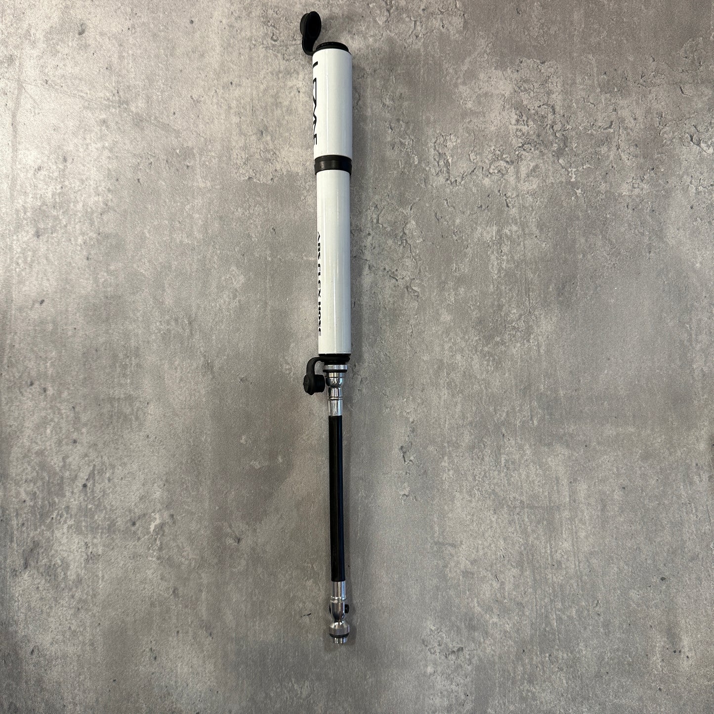 LEZYNE/ ROAD DRIVE S