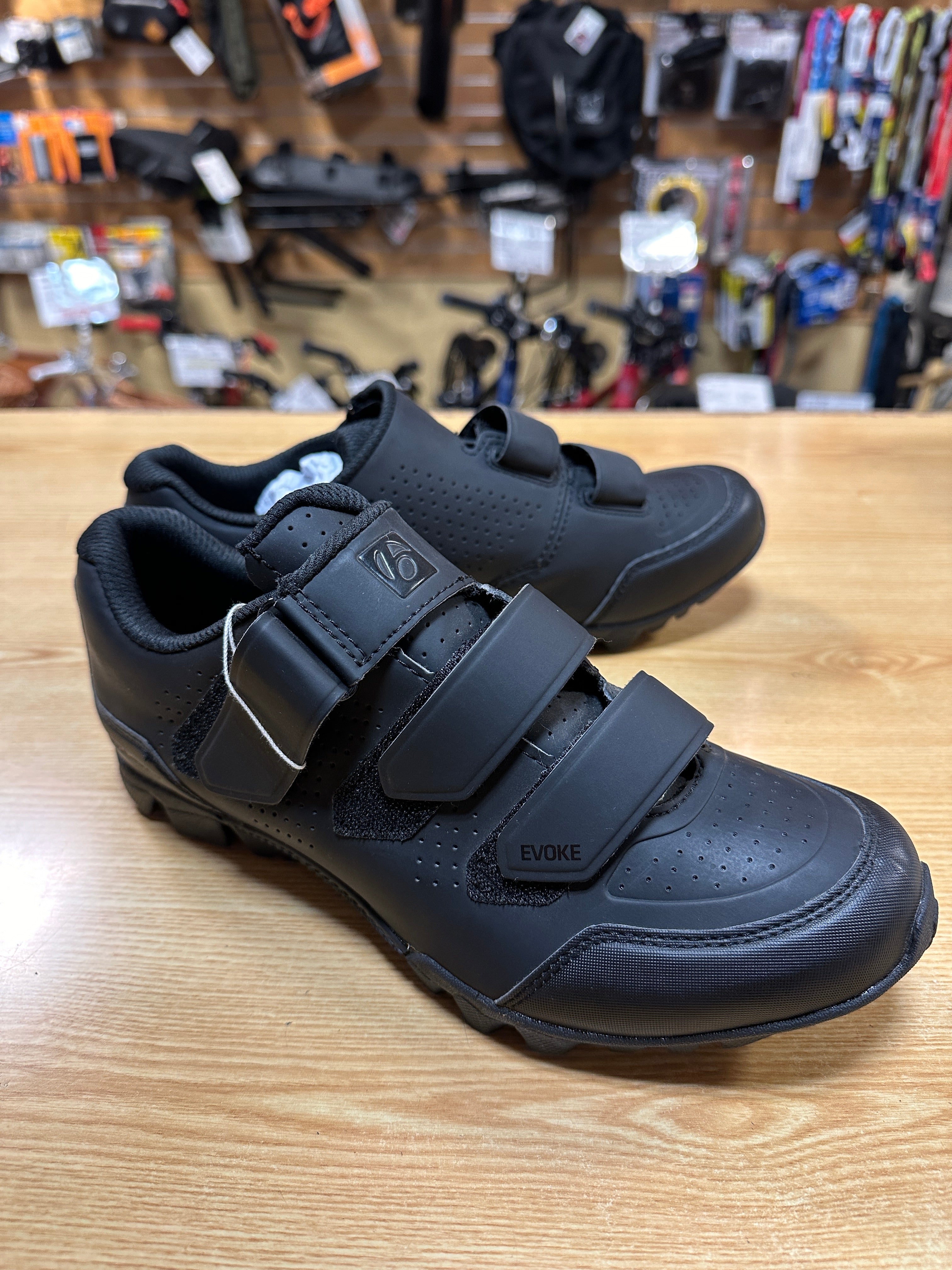 【SALE 30%OFF】Evoke Mountain Shoe