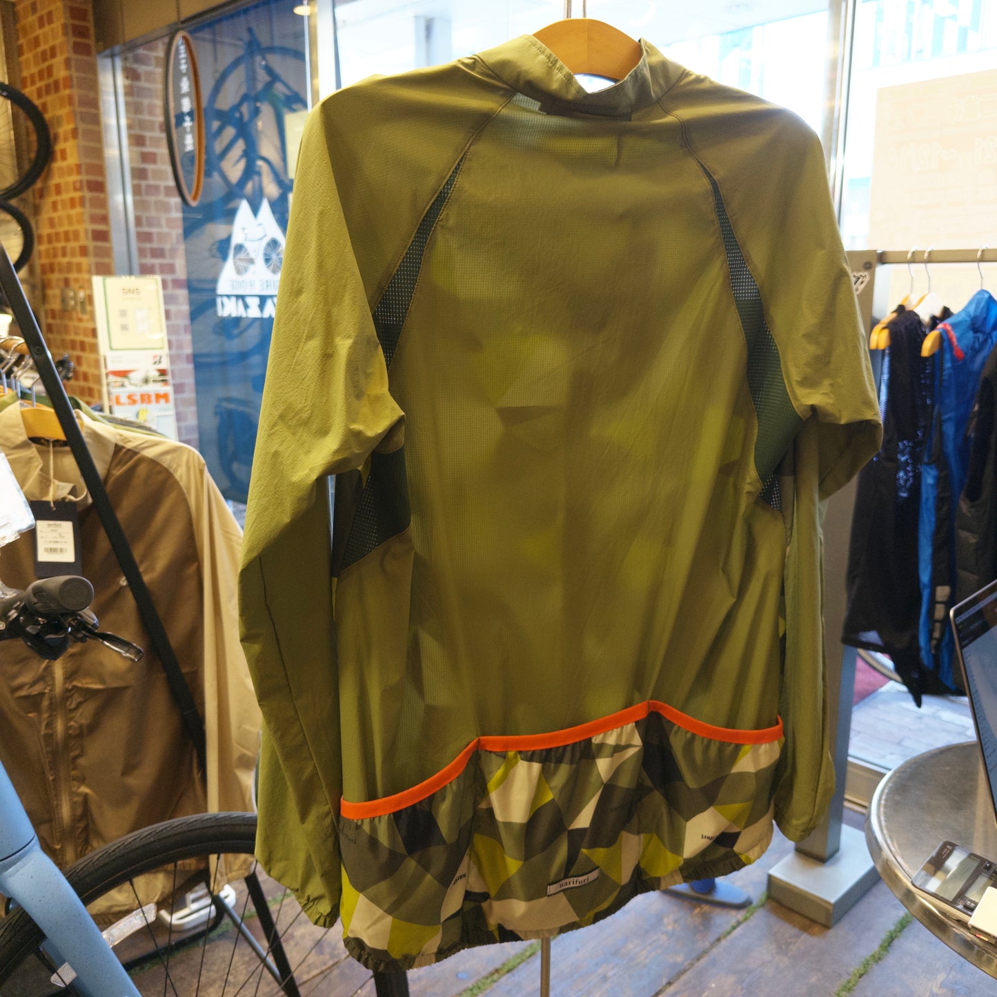 narifuri/ パッカブルウインドブレーカー(NF2067)